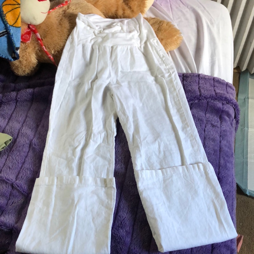 white pants